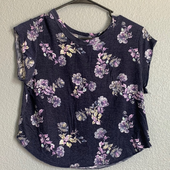 Floral Crop Top - Picture 1 of 8
